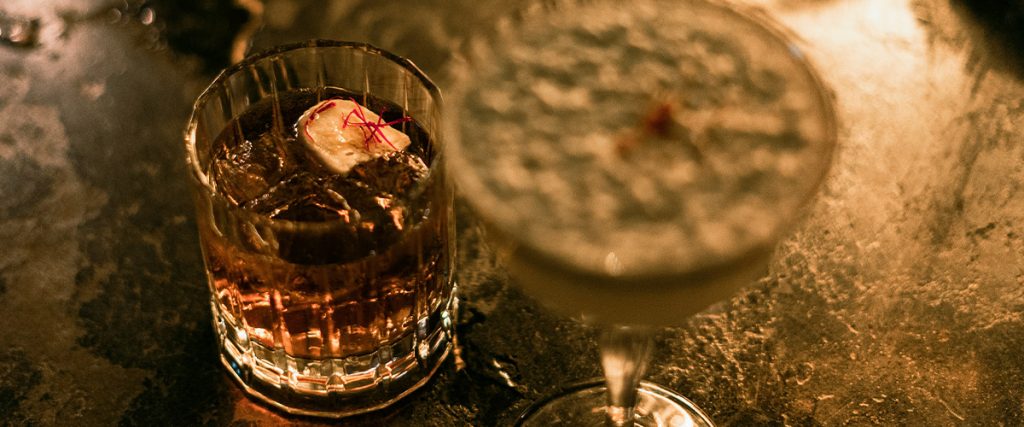 飲食店の業態や客層に合わせた商品提案と季節・トレンドを取り入れたドリンクメニュー企画、フードペアリング提案を通じて店舗の魅力と売上向上を支援する内容を紹介